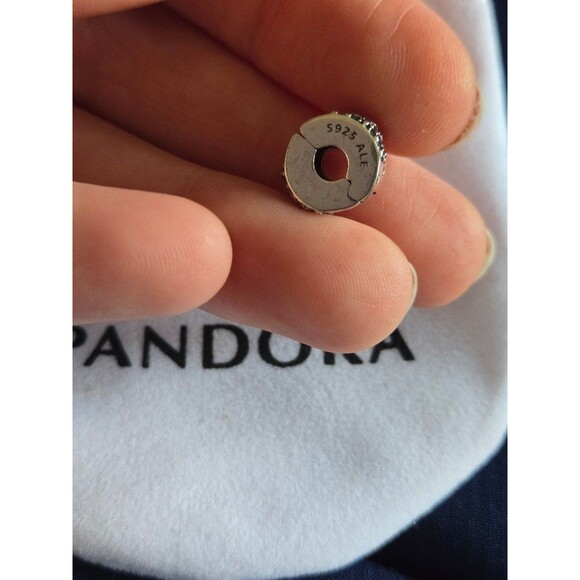 Pandora charm clip - Picture 1 of 4